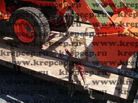 Вантовый натяжитель-талреп может крепиться и на цепи, и за точки крепления на платформе